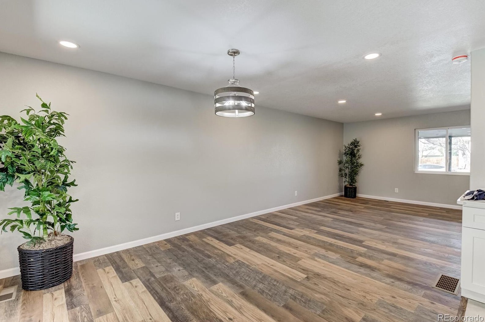 6367 Lafayette Pl, Littleton CO  80121-2548 exterior