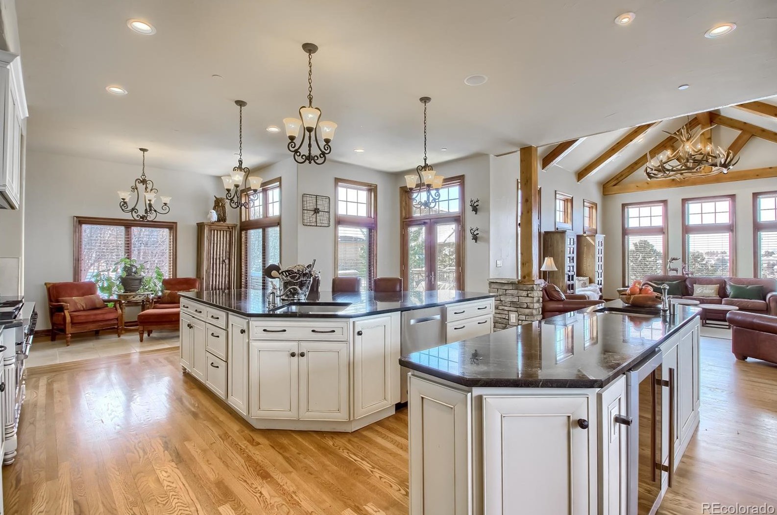 6875 Twisted Oak Dr, Castle Rock CO 80108-8162 exterior