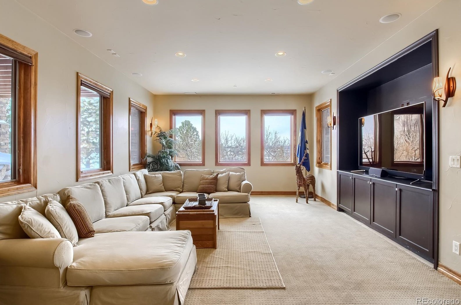 6875 Twisted Oak Dr, Castle Rock CO 80108-8162 exterior