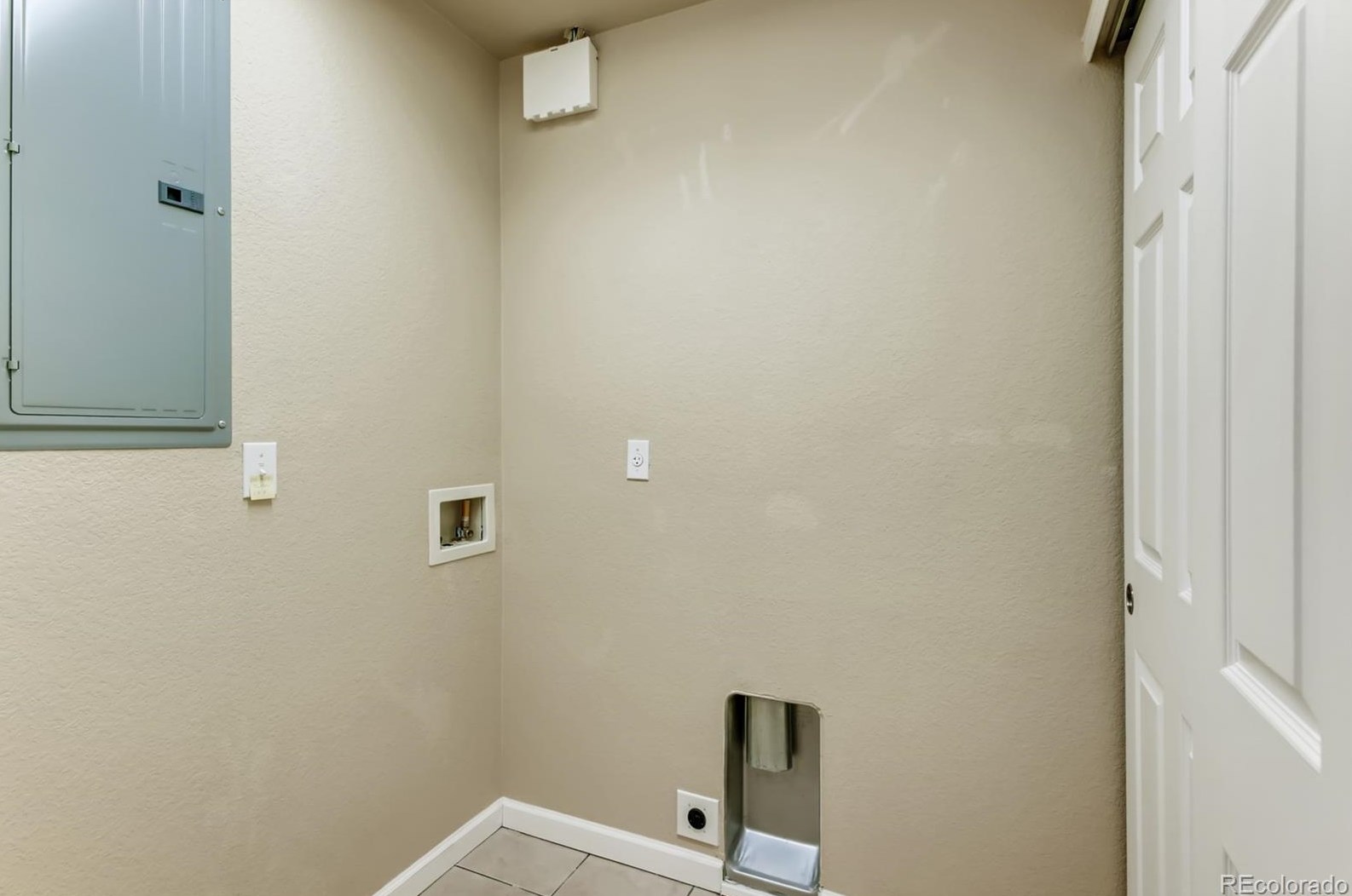 5034 Everett St, Arvada CO  80002-4448 exterior