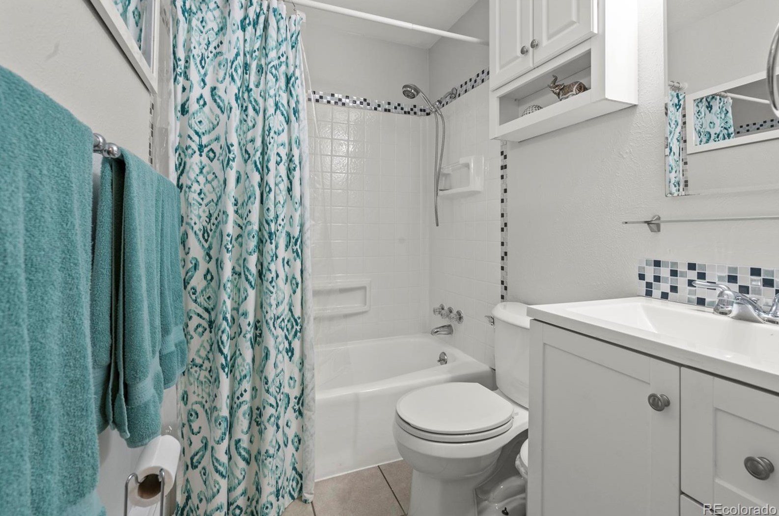 5810 Urban St, Arvada CO  80004-4248 exterior