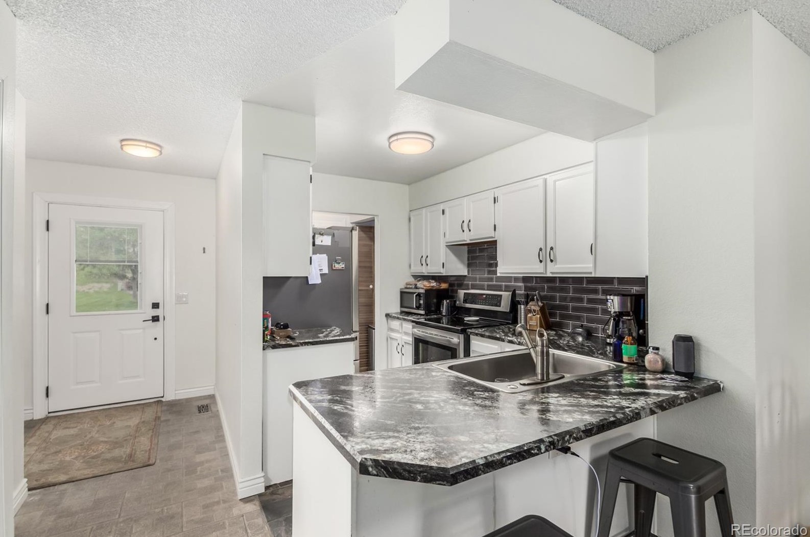 9348 Ontario Dr, Littleton CO  80128-4032 exterior