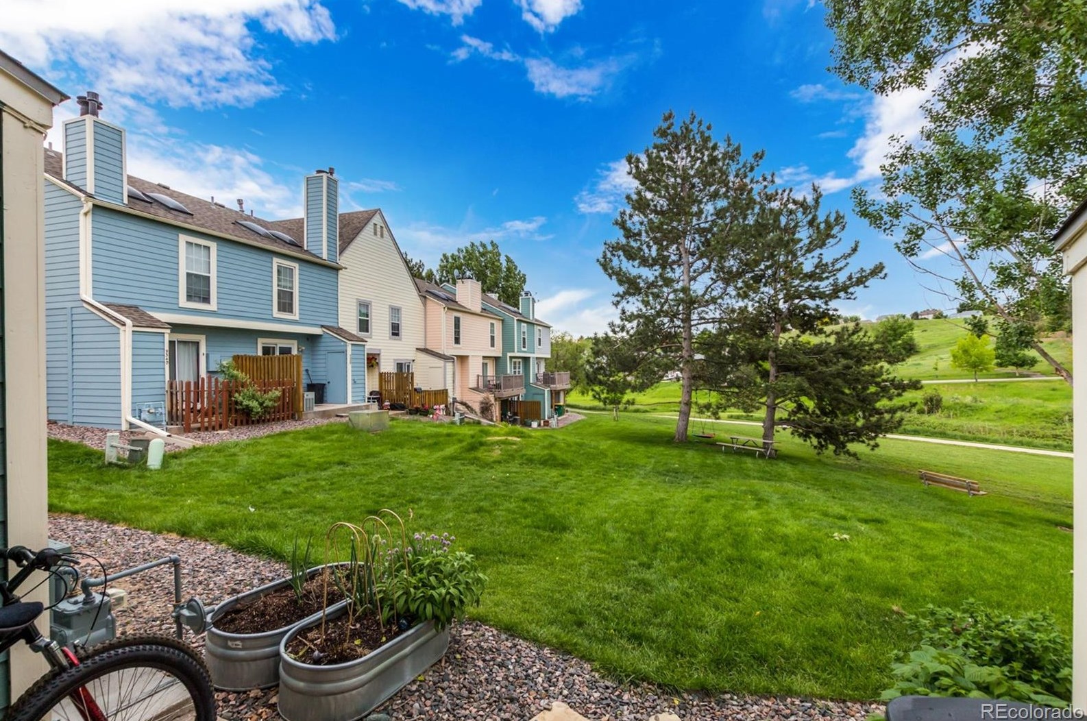 9348 Ontario Dr, Littleton CO  80128-4032 exterior