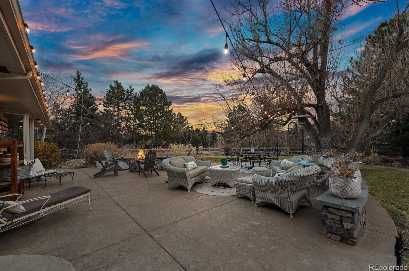 945 Front Range Rd, Littleton CO 80120-4005 exterior