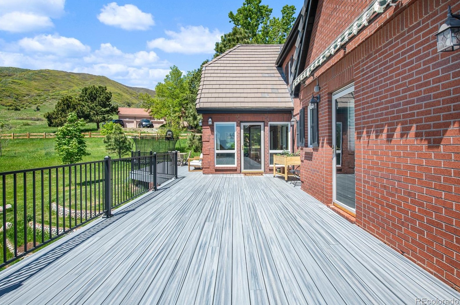 23 Tamarade Dr, Littleton CO 80127-3519 exterior