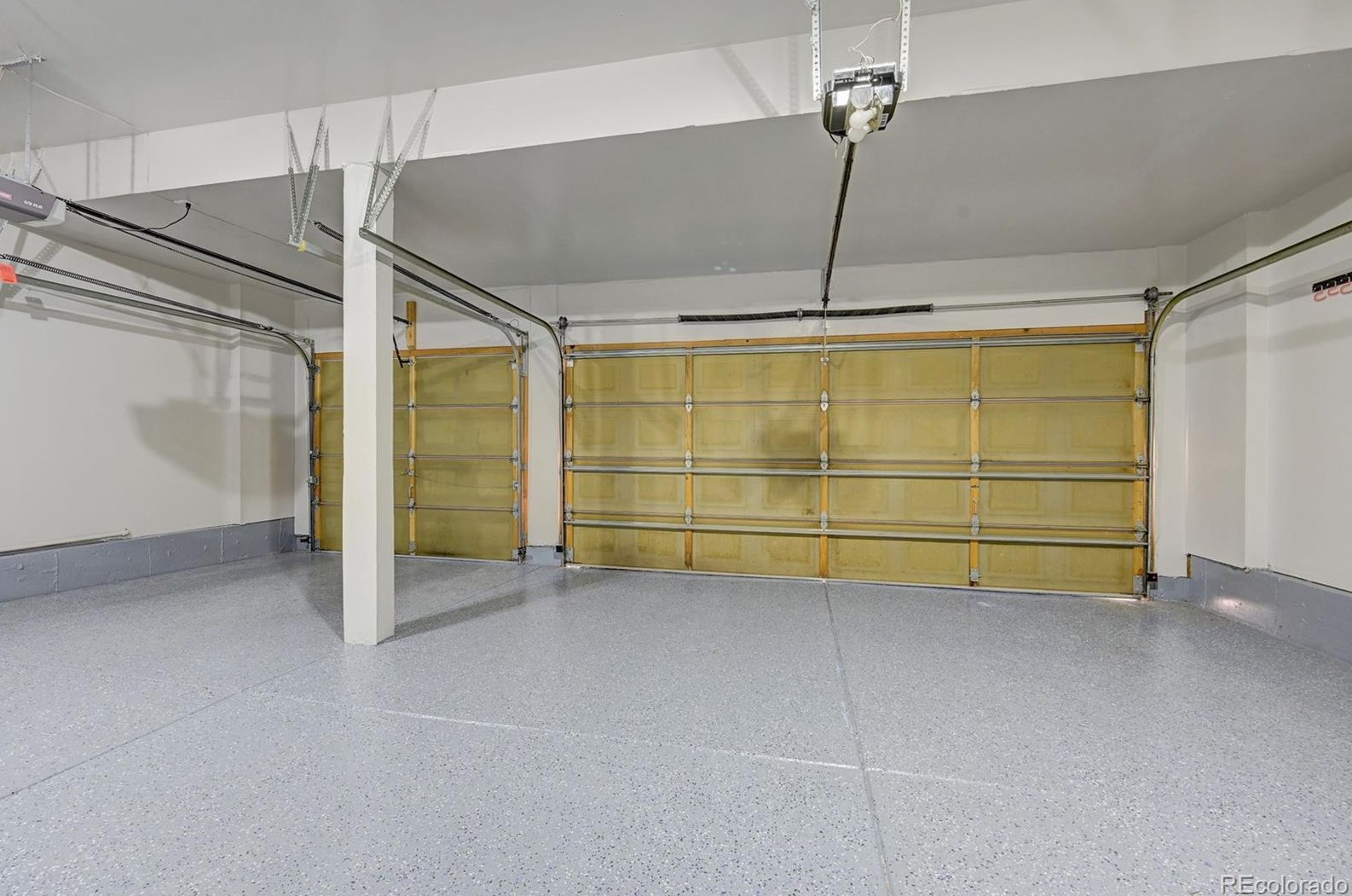 435 Rose Finch Cir, Littleton CO  80129-5667 exterior