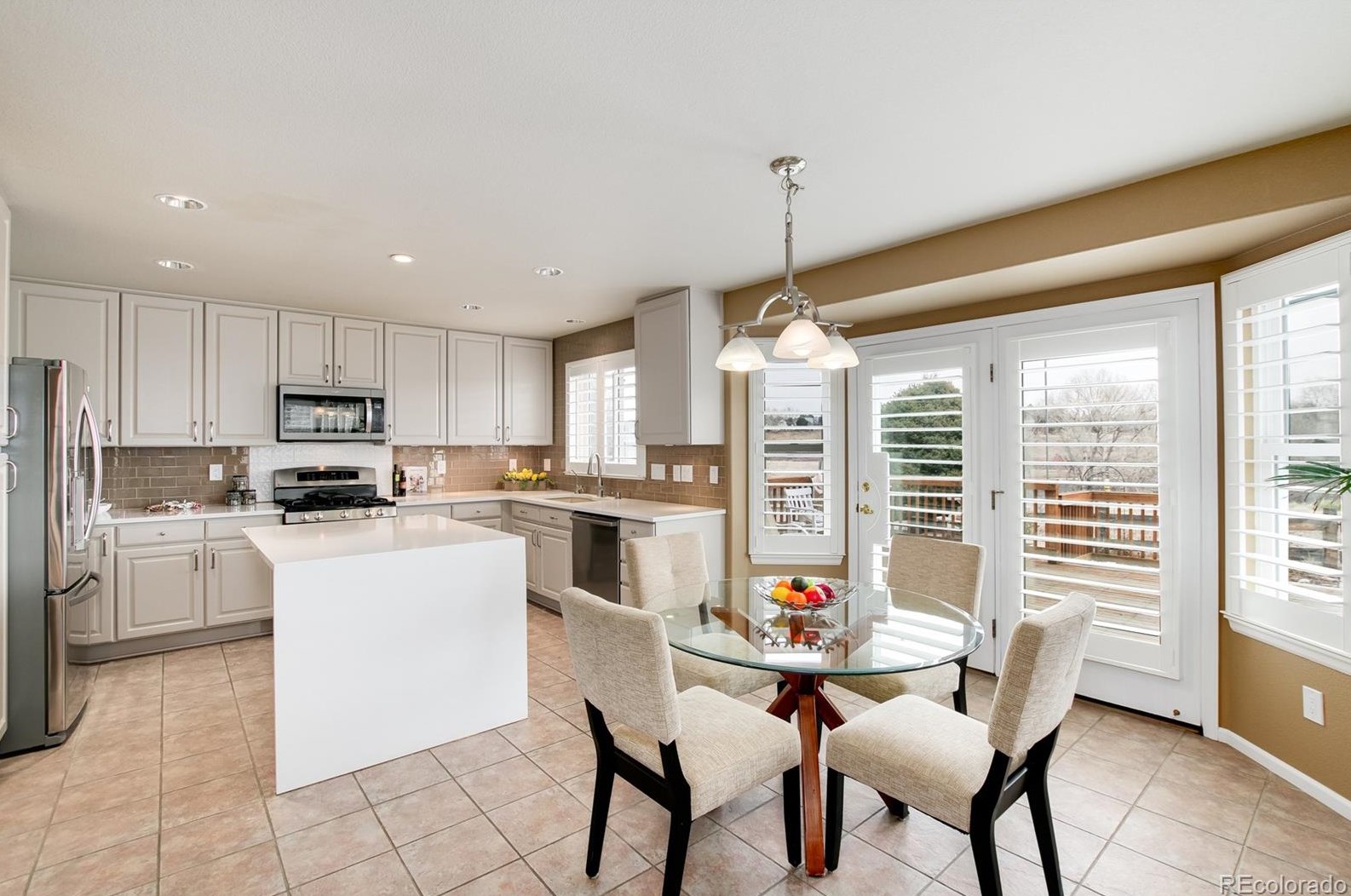 10039 Blackbird Cir, Littleton CO  80130-3871 exterior