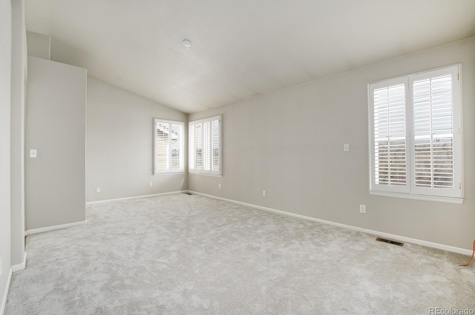 10039 Blackbird Cir, Littleton CO  80130-3871 exterior