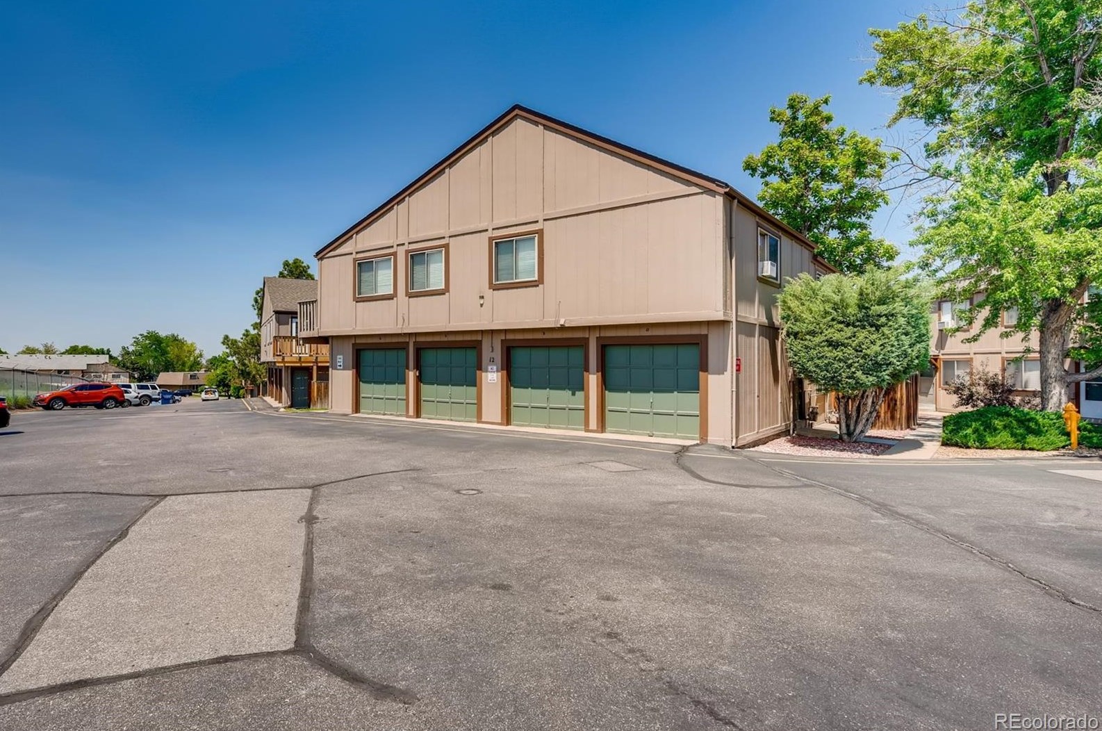 7700 Glasgow Pl, Littleton CO  80128-4836 exterior