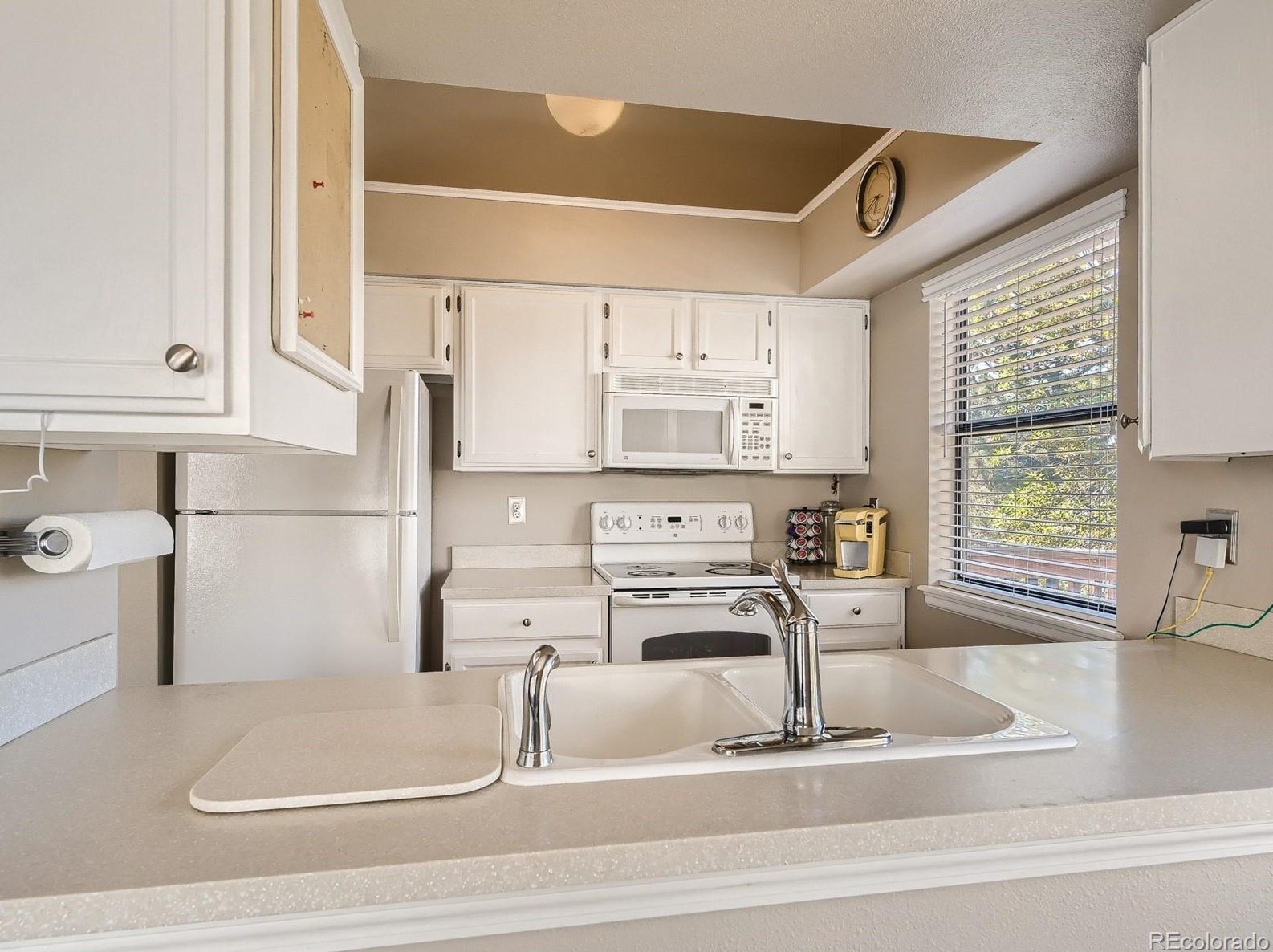 7851 Windermere Cir, Littleton CO 80120-4467 exterior