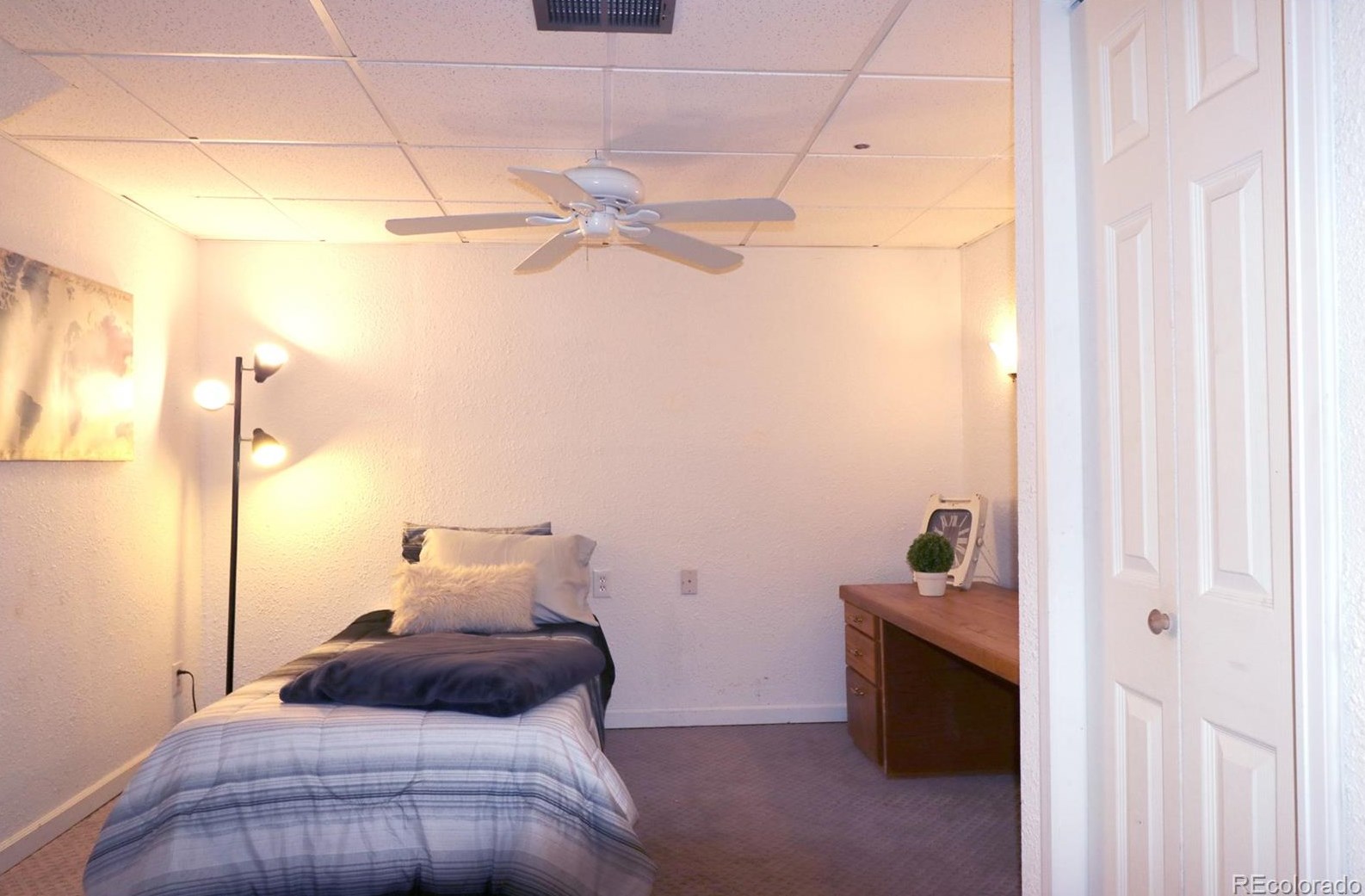 6222 Ash Cir, Littleton CO 80121-3129 exterior