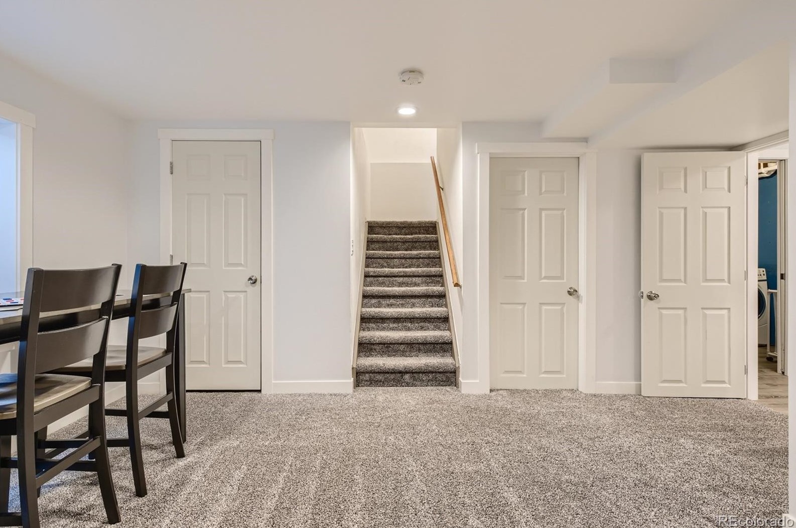 2122 Phillips Ln, Littleton CO 80122-3239 exterior