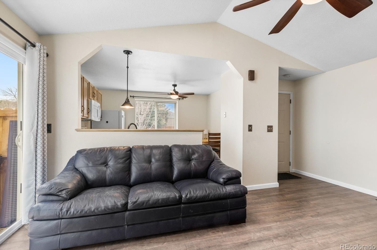 5636 Zinnia St, Littleton CO  80127-2121 exterior