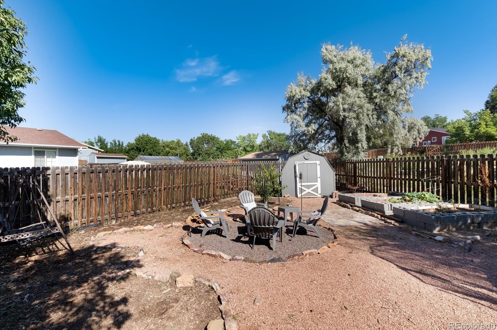 8777 Dover Cir, Arvada CO  80005-1548 exterior