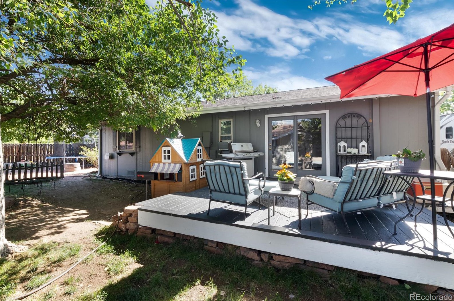 8777 Dover Cir, Arvada CO  80005-1548 exterior