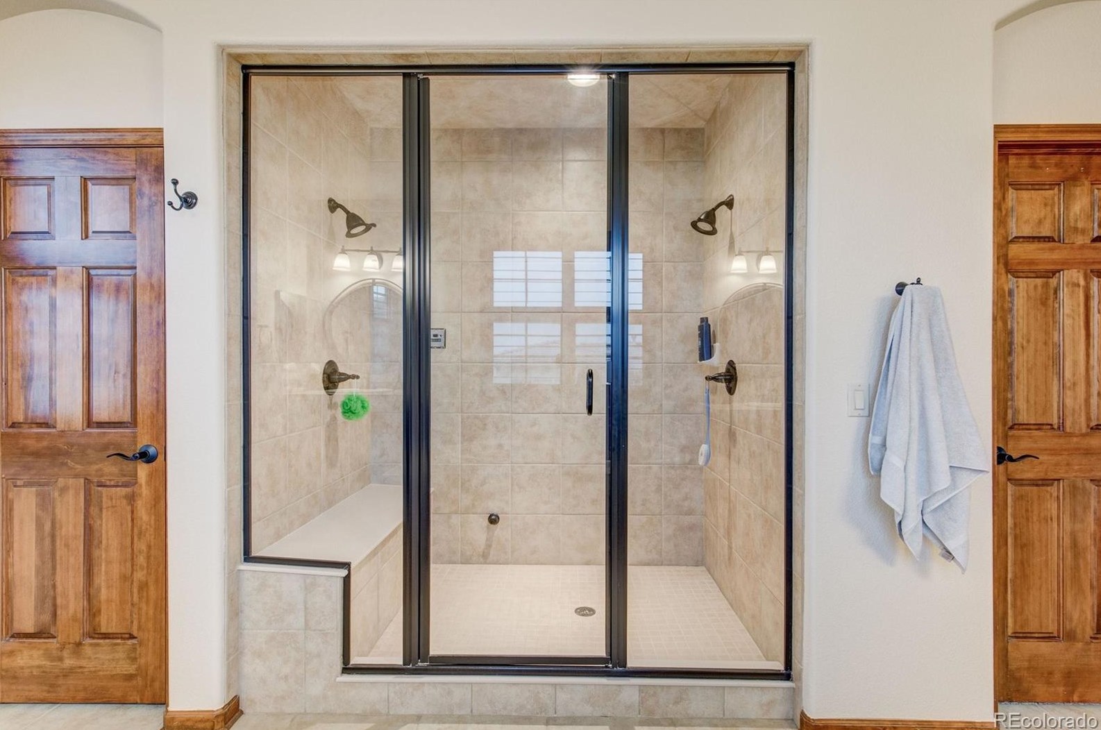 8991 Crossington Way, Littleton CO  80124-5583 exterior