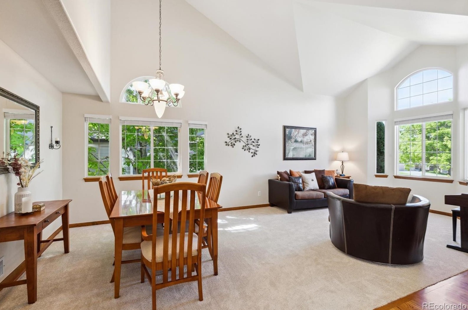 9662 Indian Wells Dr, Littleton CO 80124-4215 exterior