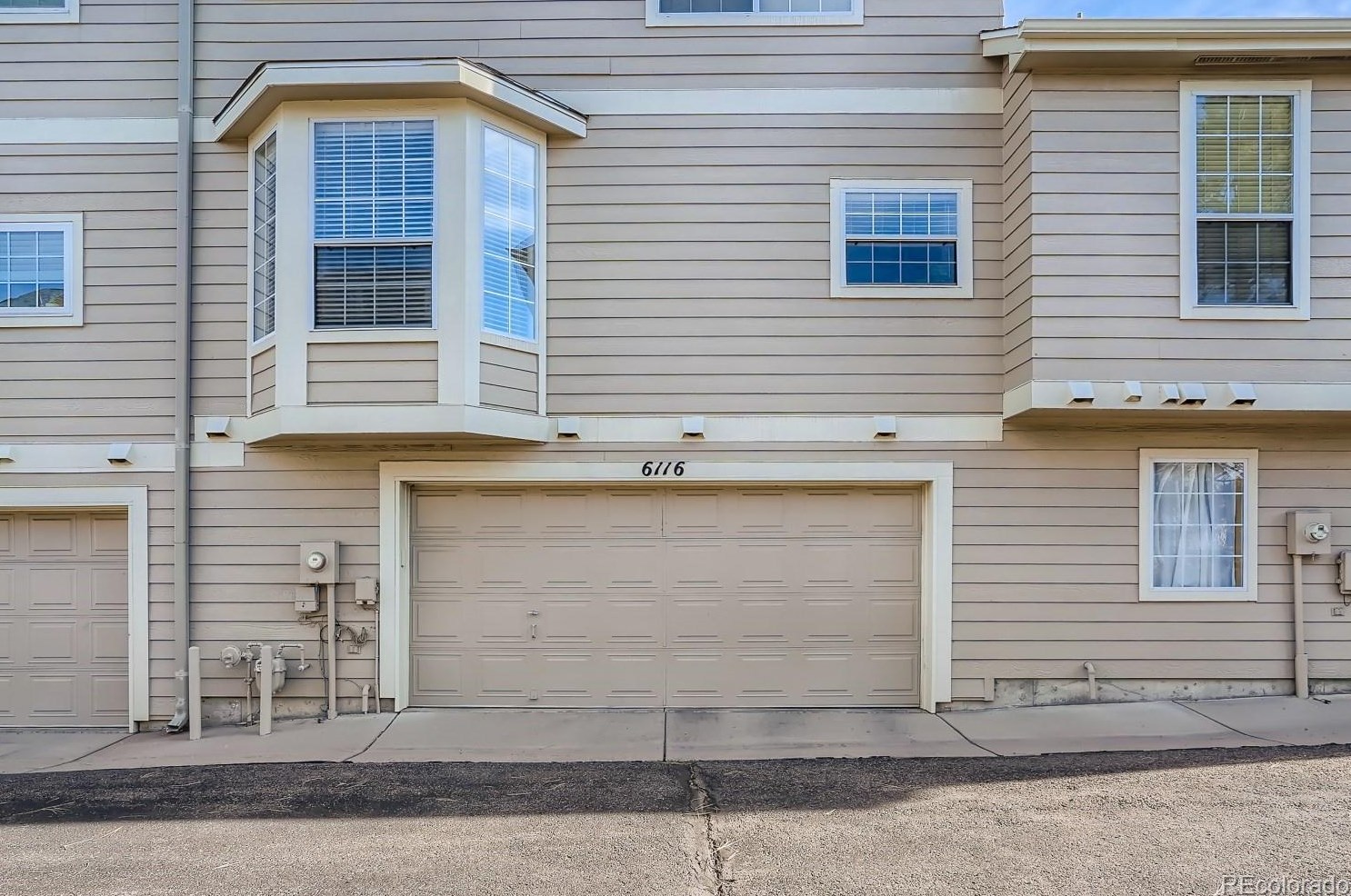 6116 Trailhead Rd, Littleton CO 80130-5328 exterior