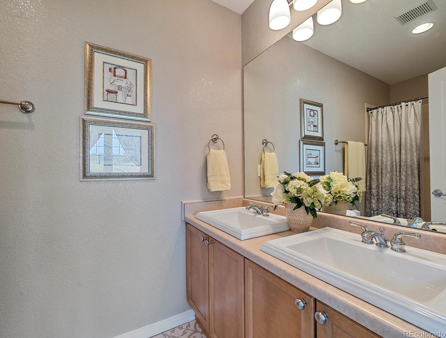 6823 Routt St, Littleton CO 80127-4961 exterior