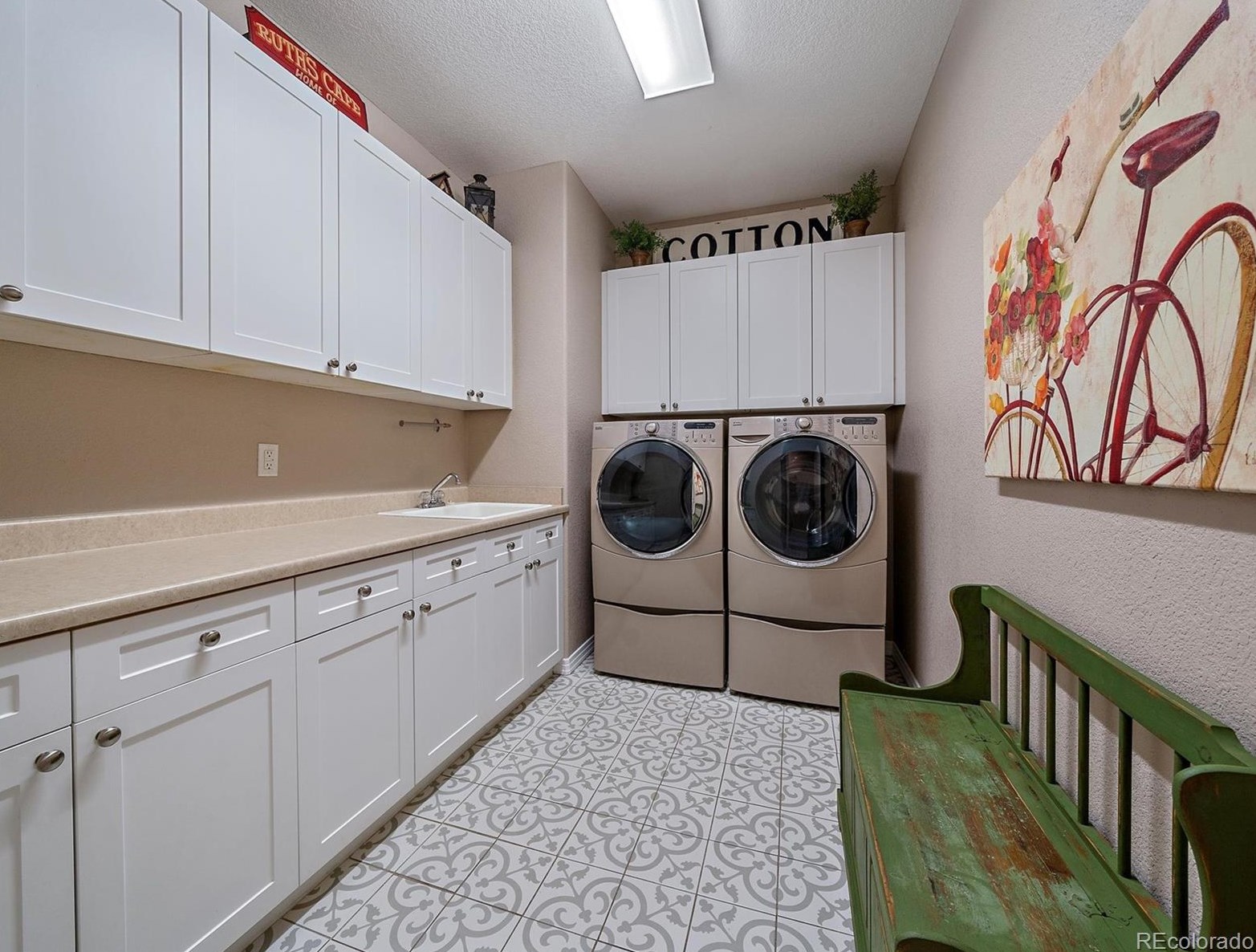 6823 Routt St, Littleton CO 80127-4961 exterior