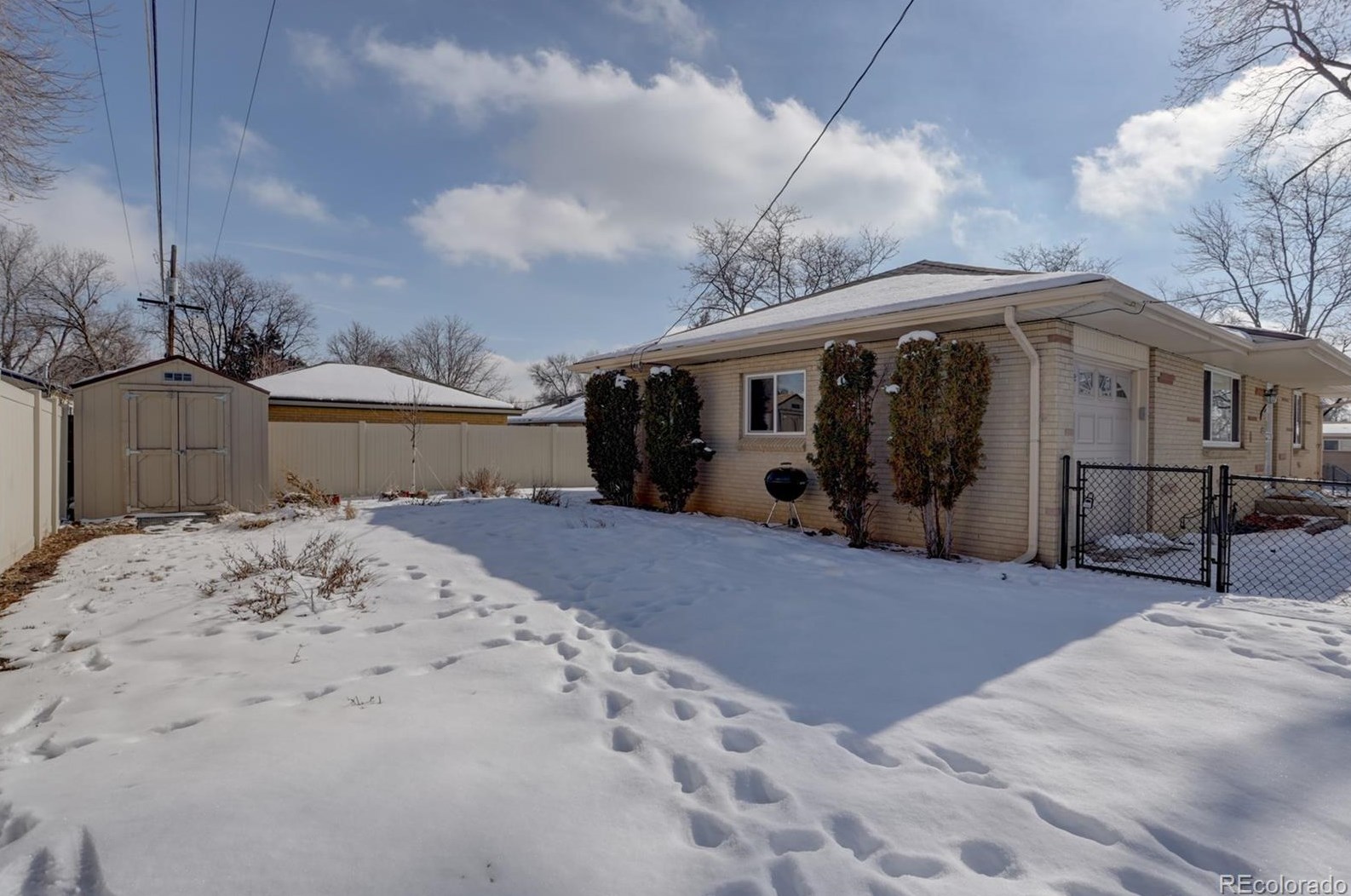 6700 Upham St, Arvada CO  80003-3951 exterior