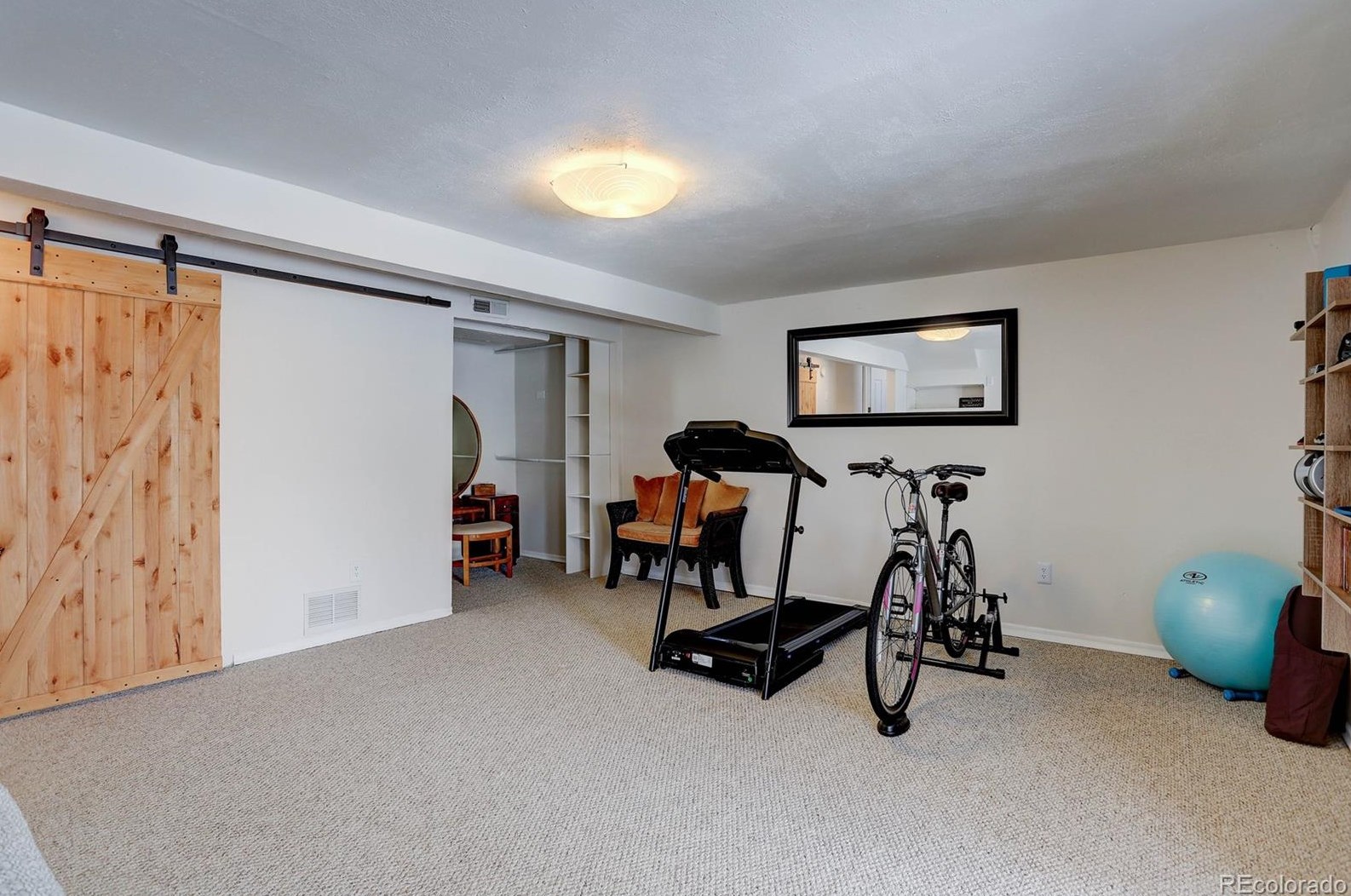 11305 Powers Ave, Littleton CO 80127-1953 exterior