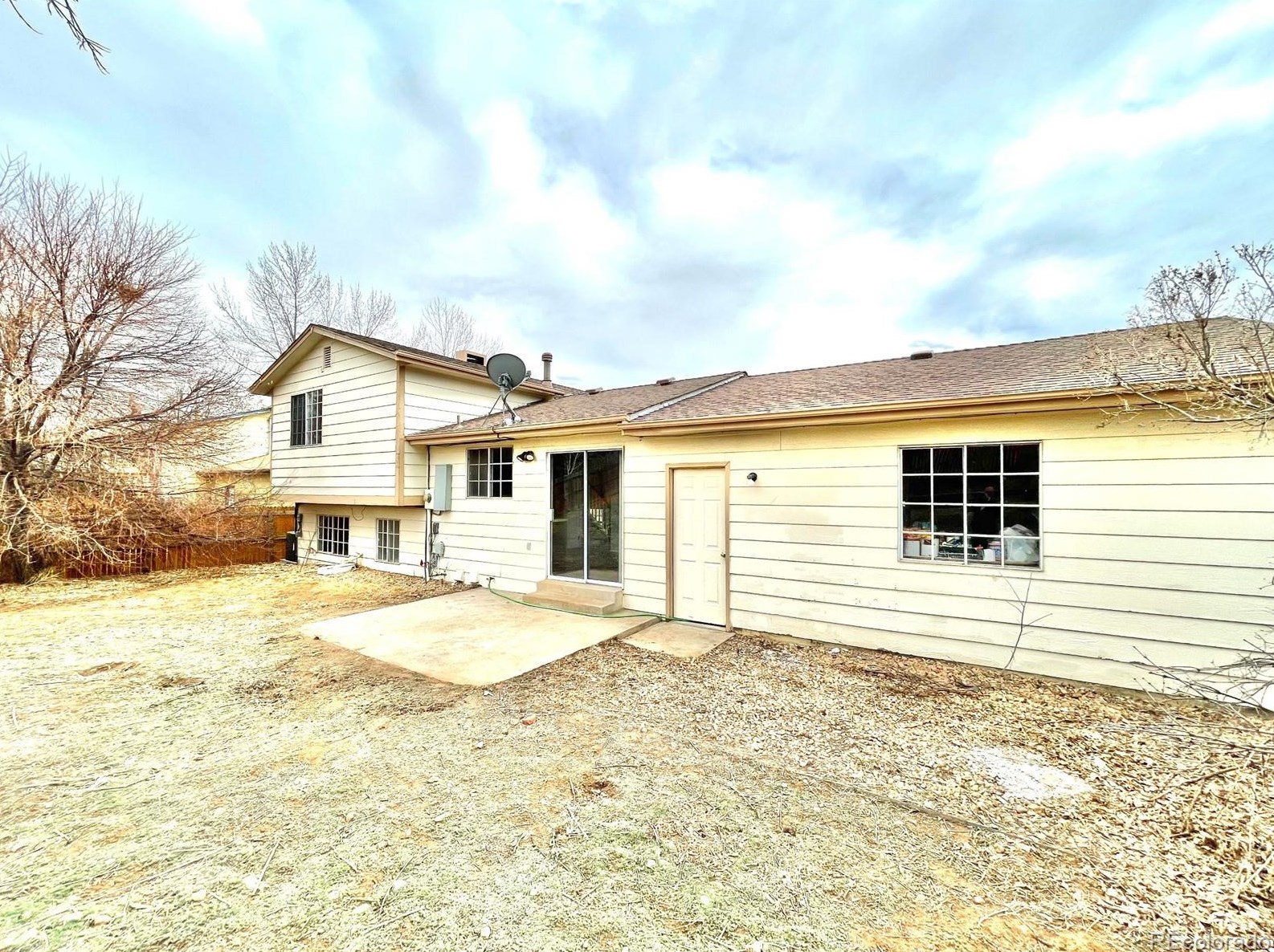 8541 Star Cir, Littleton CO 80128-6240 exterior