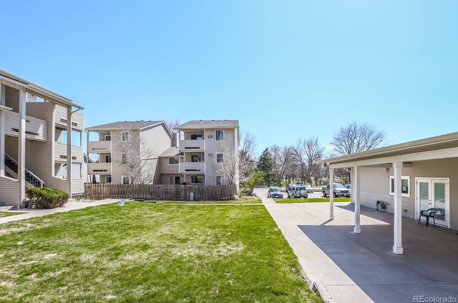 7805 Barbara Ann Dr, Arvada CO 80004-5754 exterior