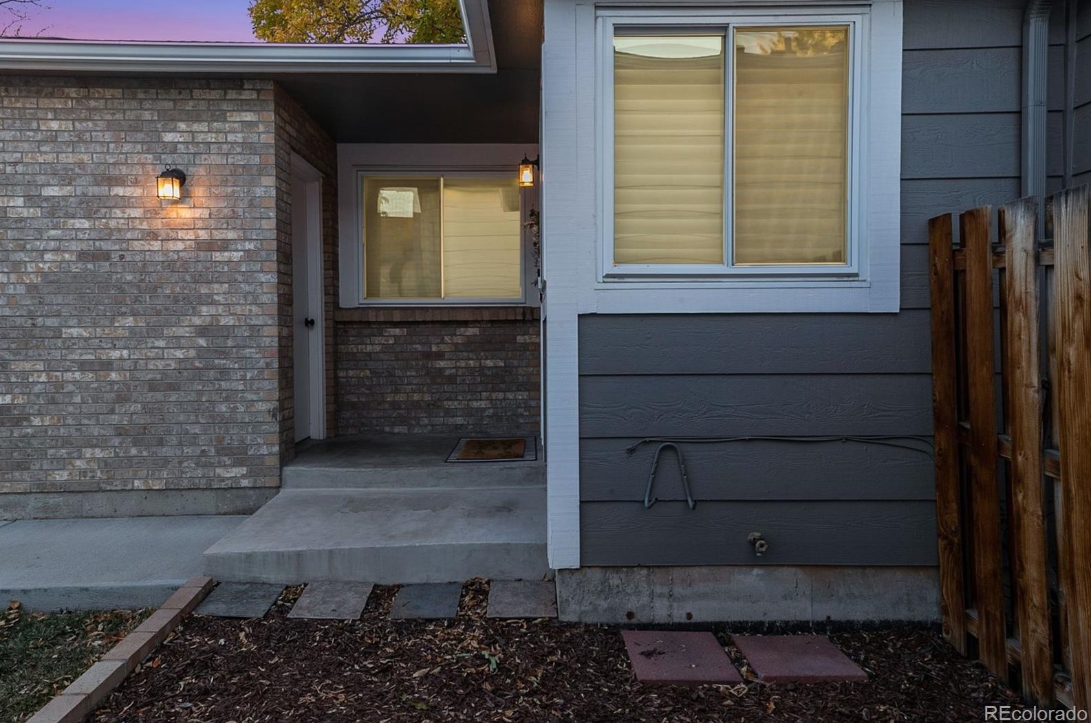 5761 71st Ave, Arvada CO  80003-3805 exterior