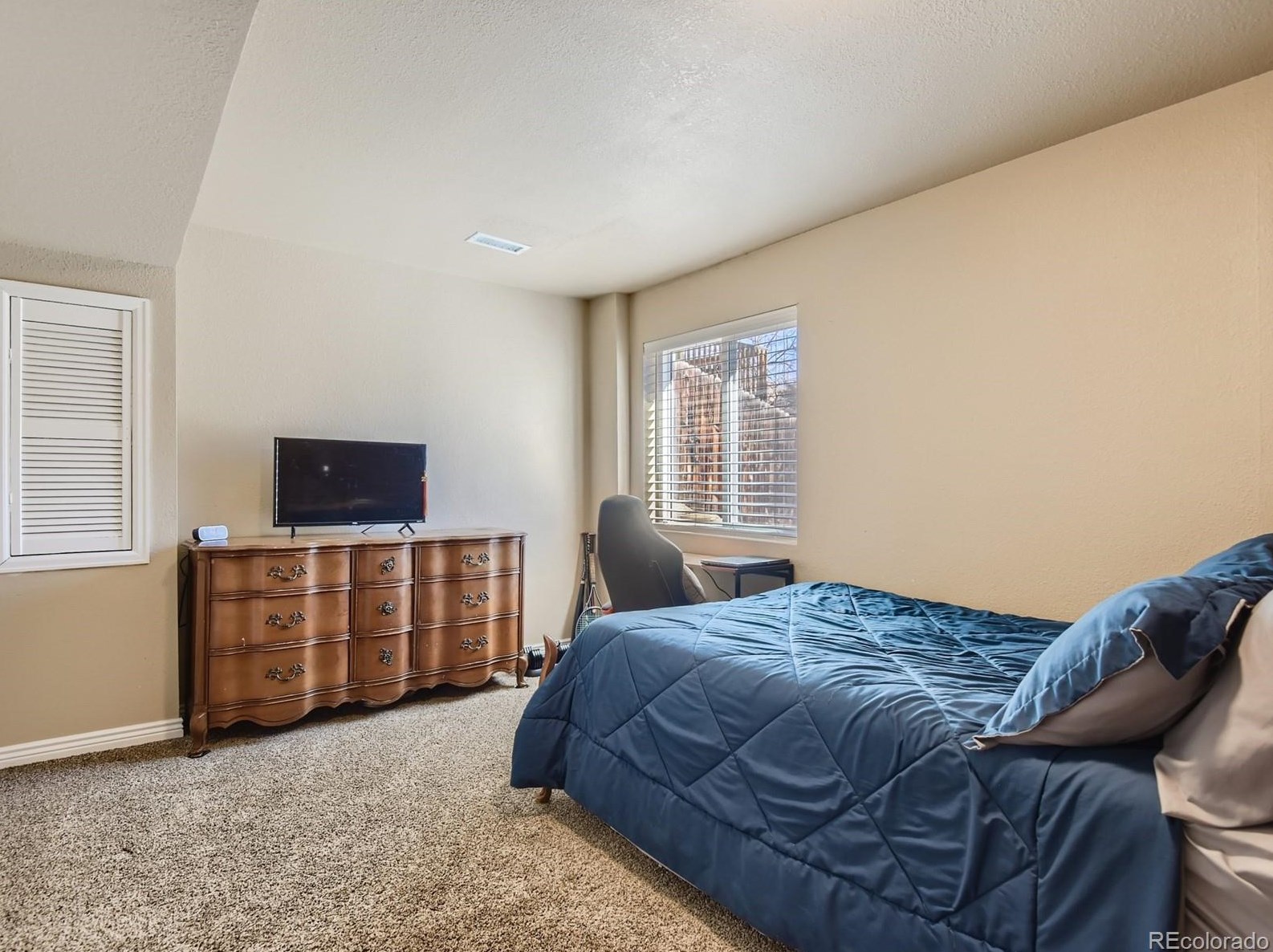 7556 Dawn Dr, Littleton CO 80125-8953 exterior