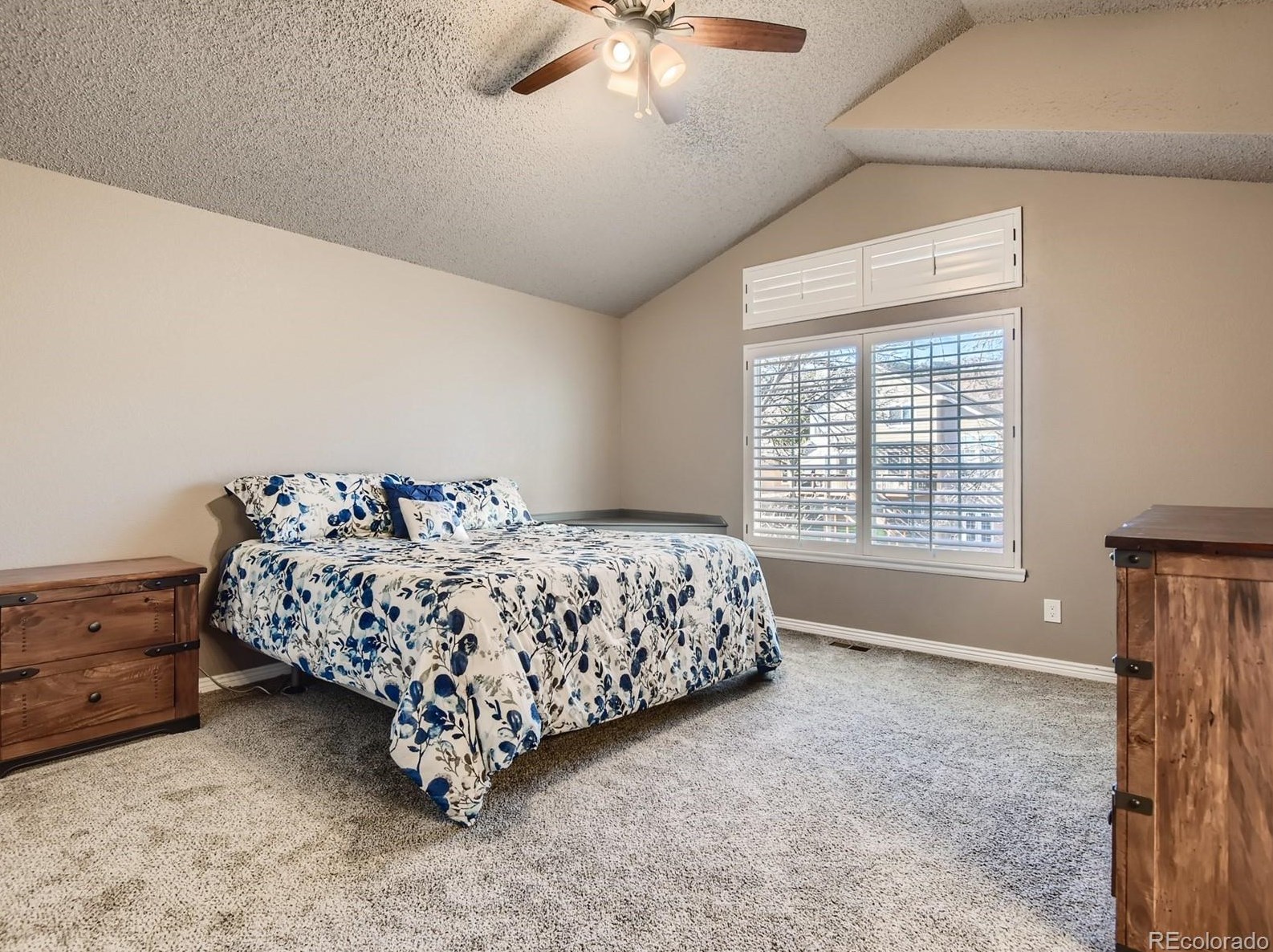 7556 Dawn Dr, Littleton CO 80125-8953 exterior