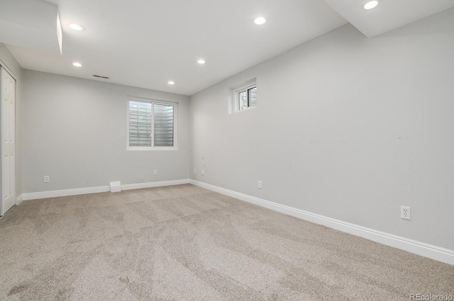 9642 Whitecliff Pl, Littleton CO 80129-5752 exterior