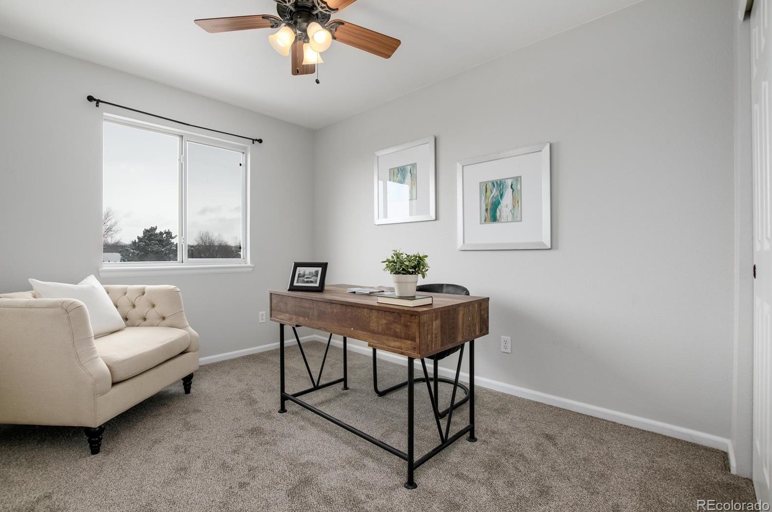 9642 Whitecliff Pl, Littleton CO 80129-5752 exterior