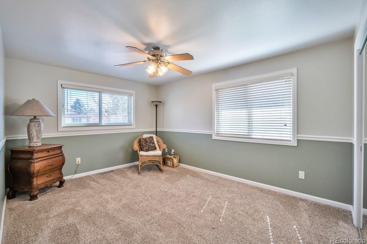 5440 Caryl Ave, Littleton CO 80128-7080 exterior