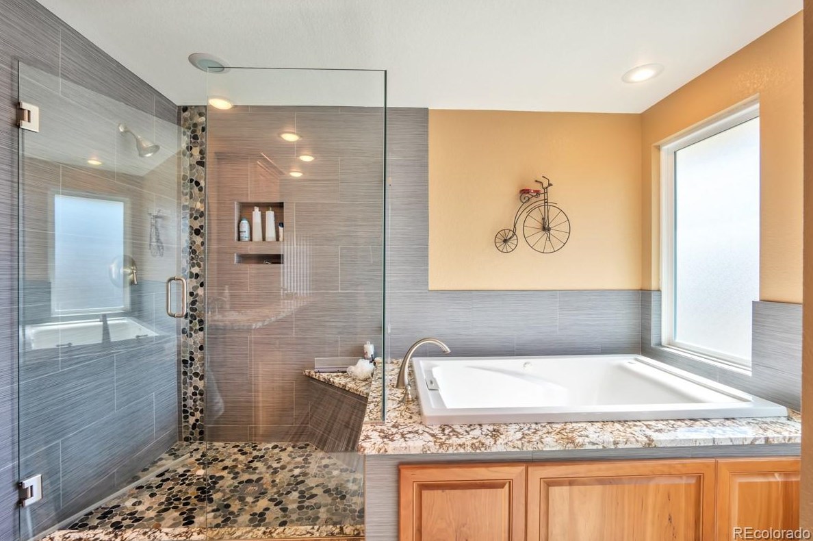 5440 Caryl Ave, Littleton CO 80128-7080 exterior