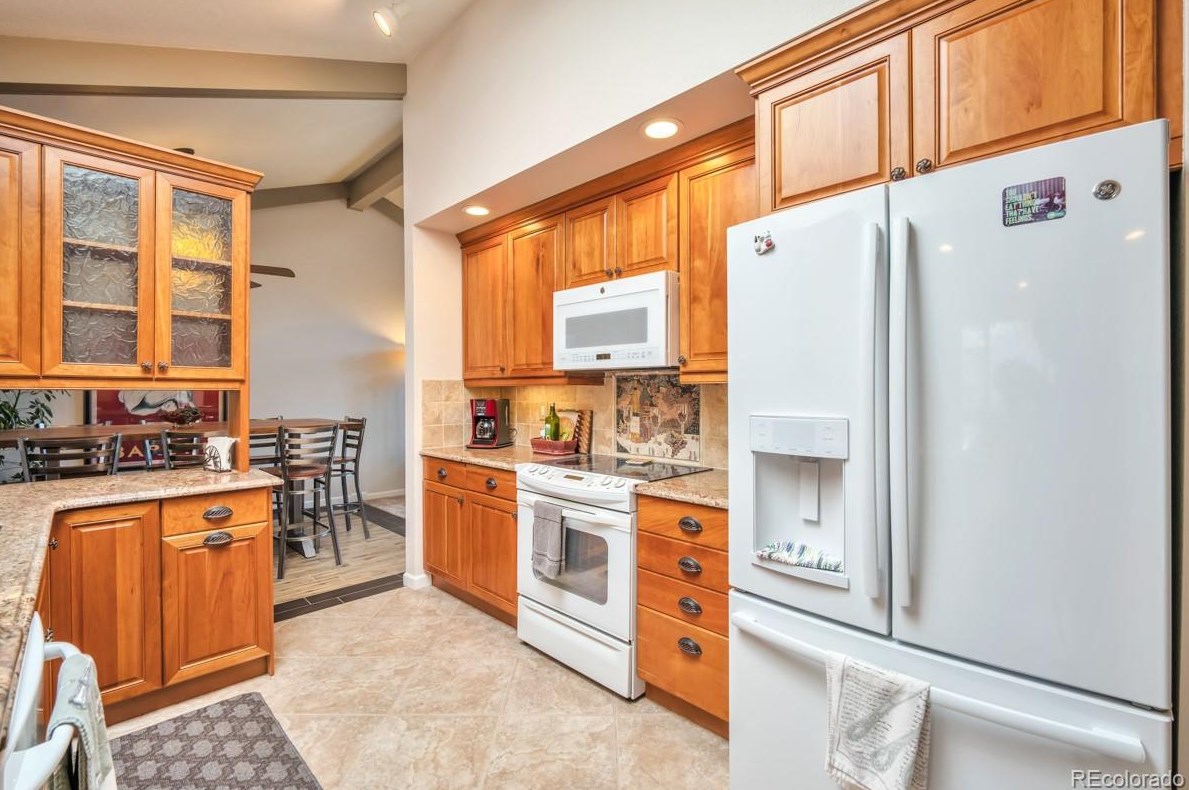 5440 Caryl Ave, Littleton CO 80128-7080 exterior