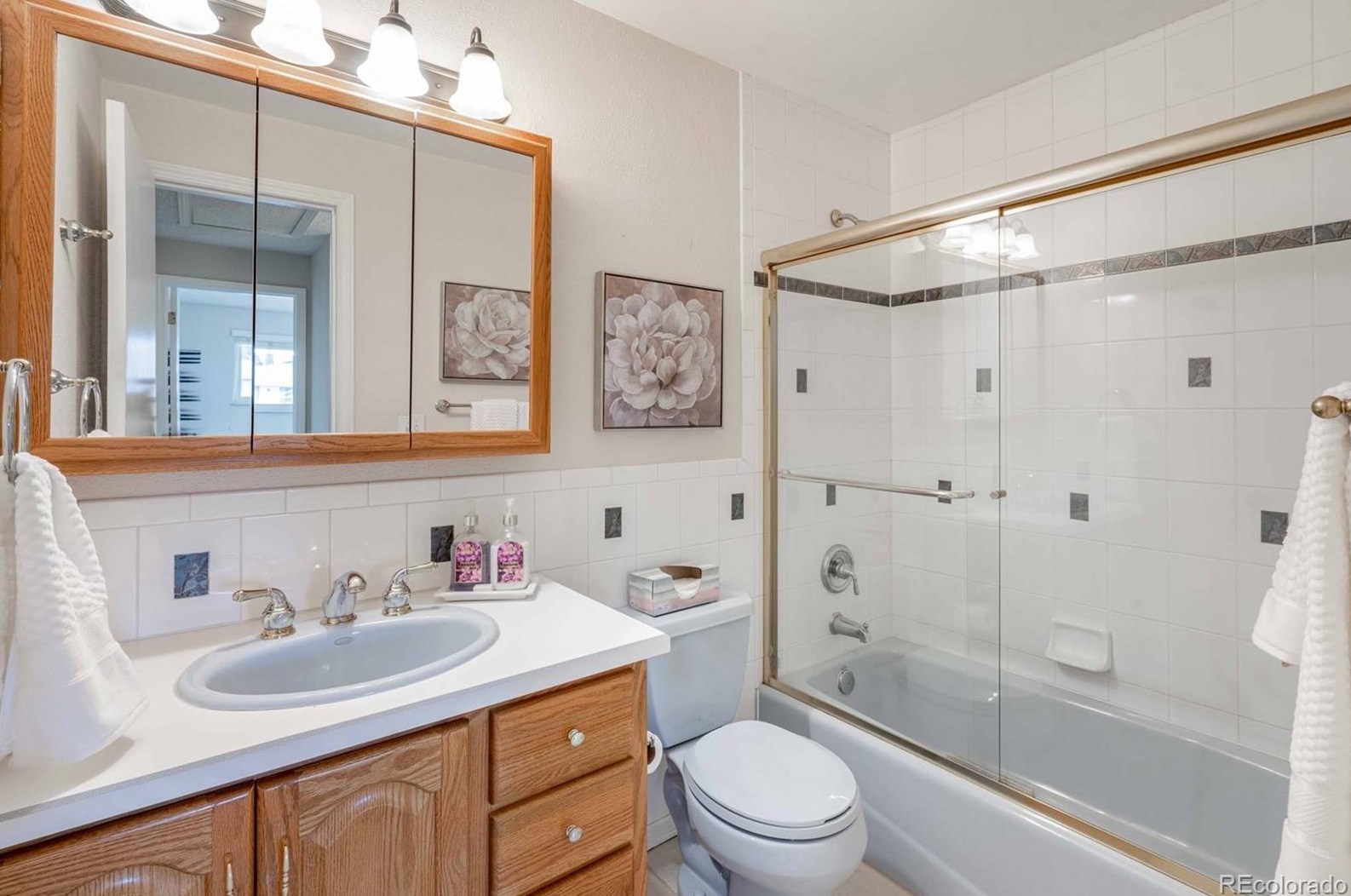 7412 Wellington St, Littleton CO 80122-3141 exterior