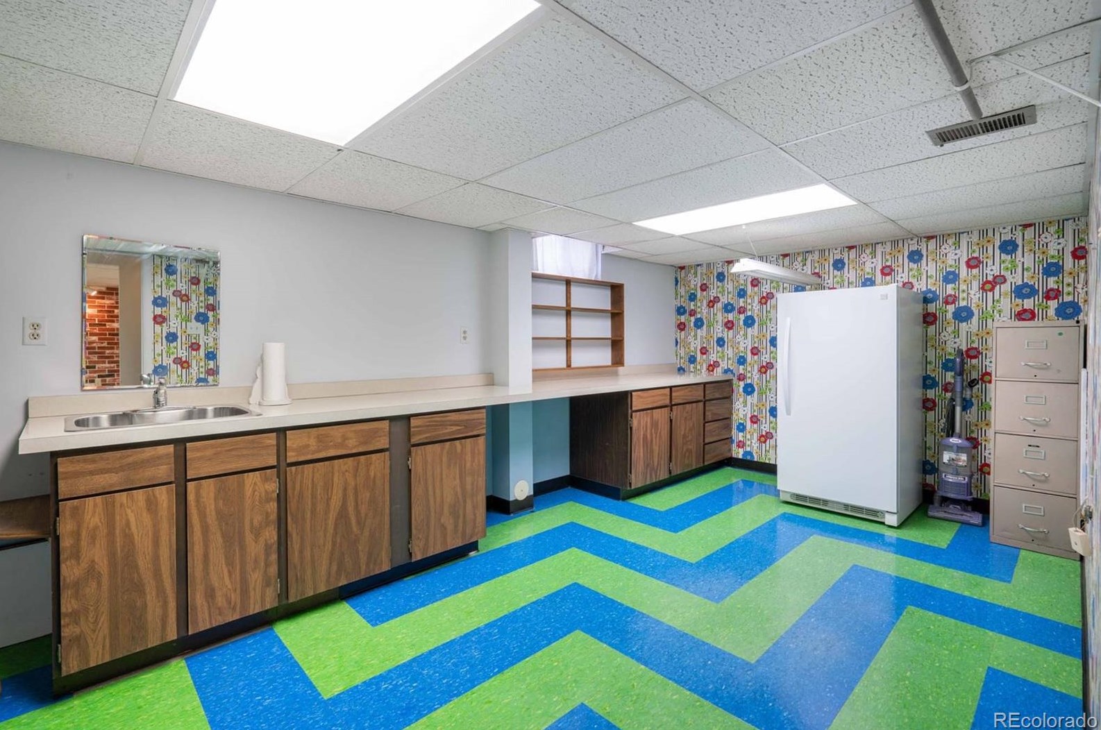 7412 Wellington St, Littleton CO 80122-3141 exterior