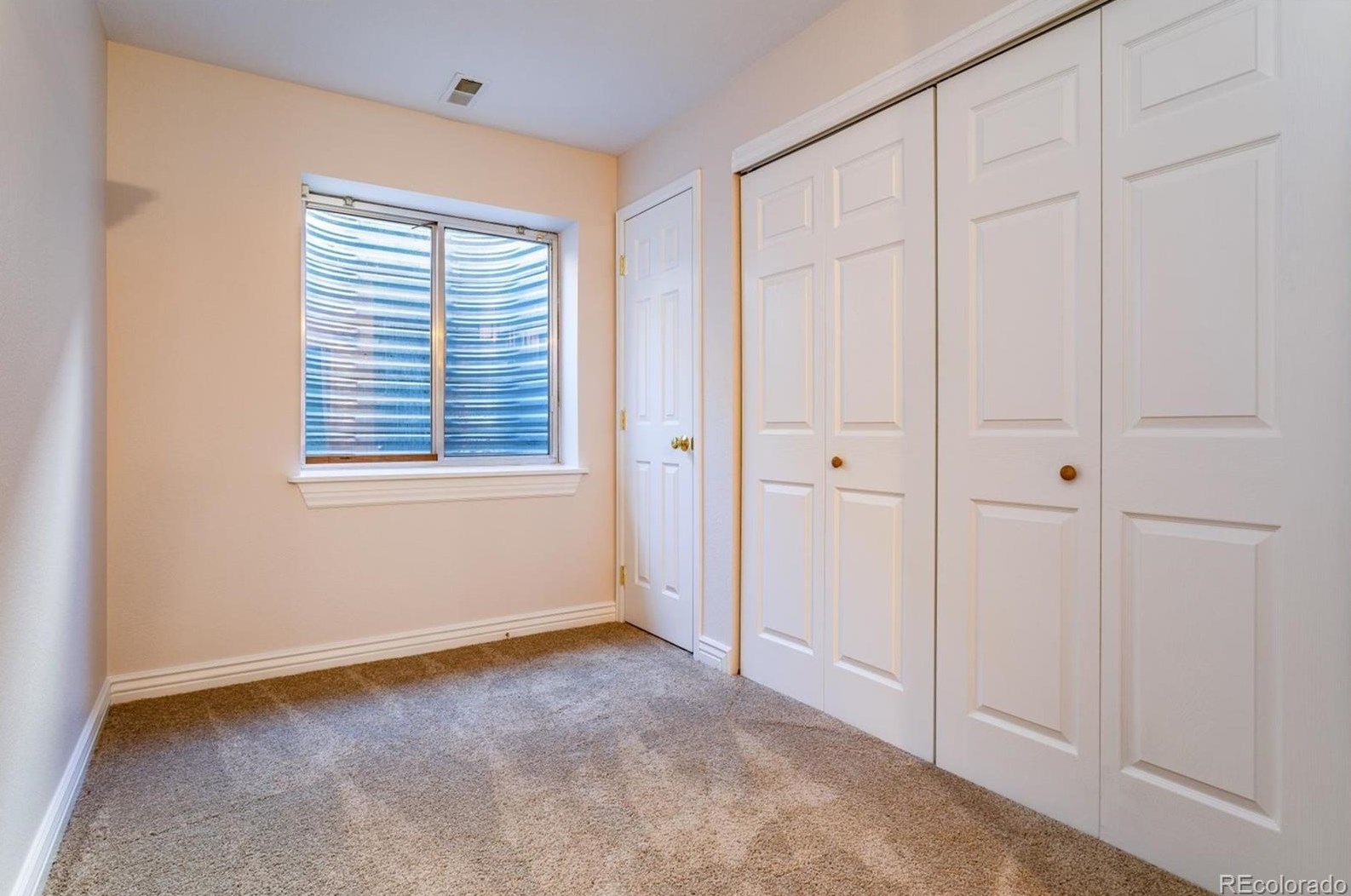 4654 Bobolink Dr, Castle Rock CO 80109-8481 exterior