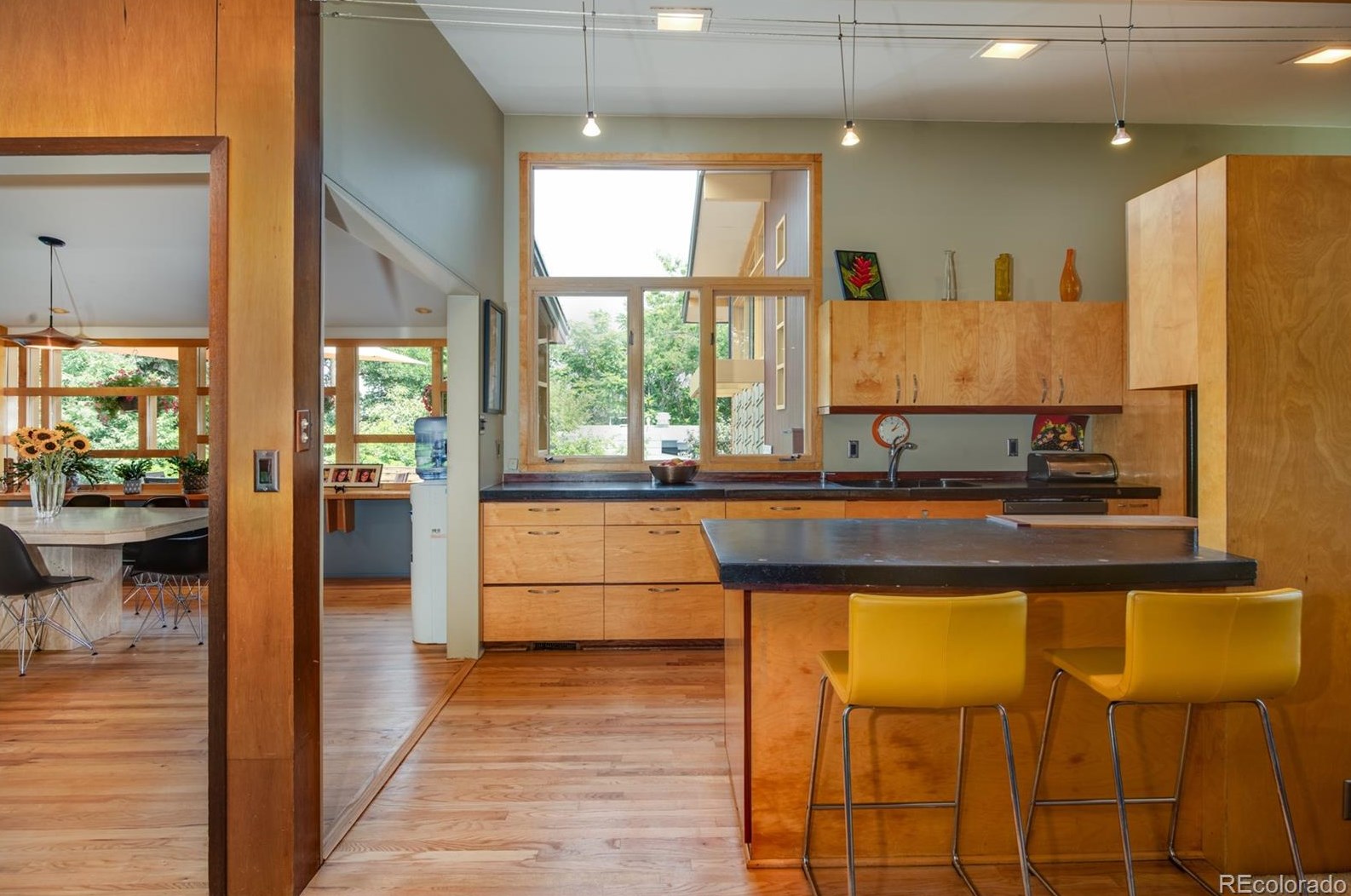 3895 Chimayo Rd, Littleton CO 80123-2929 exterior