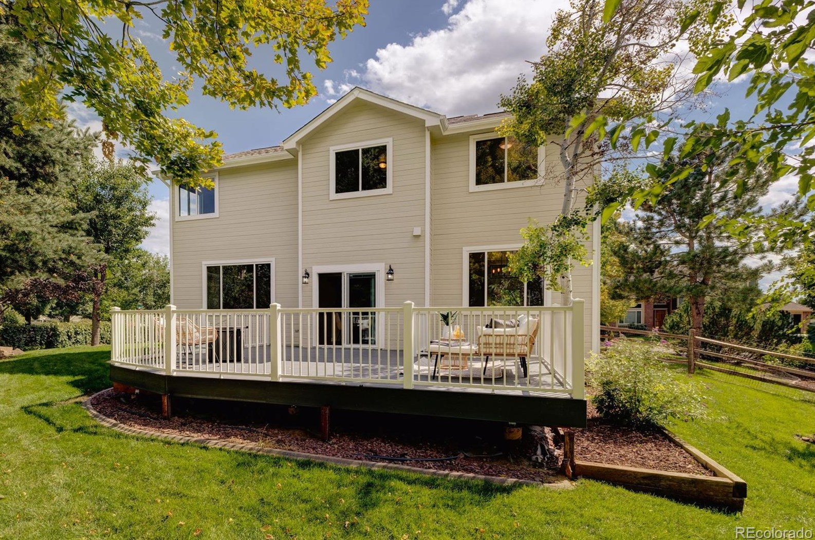 2315 Sandpiper Dr, Lafayette CO  80026-3150 exterior