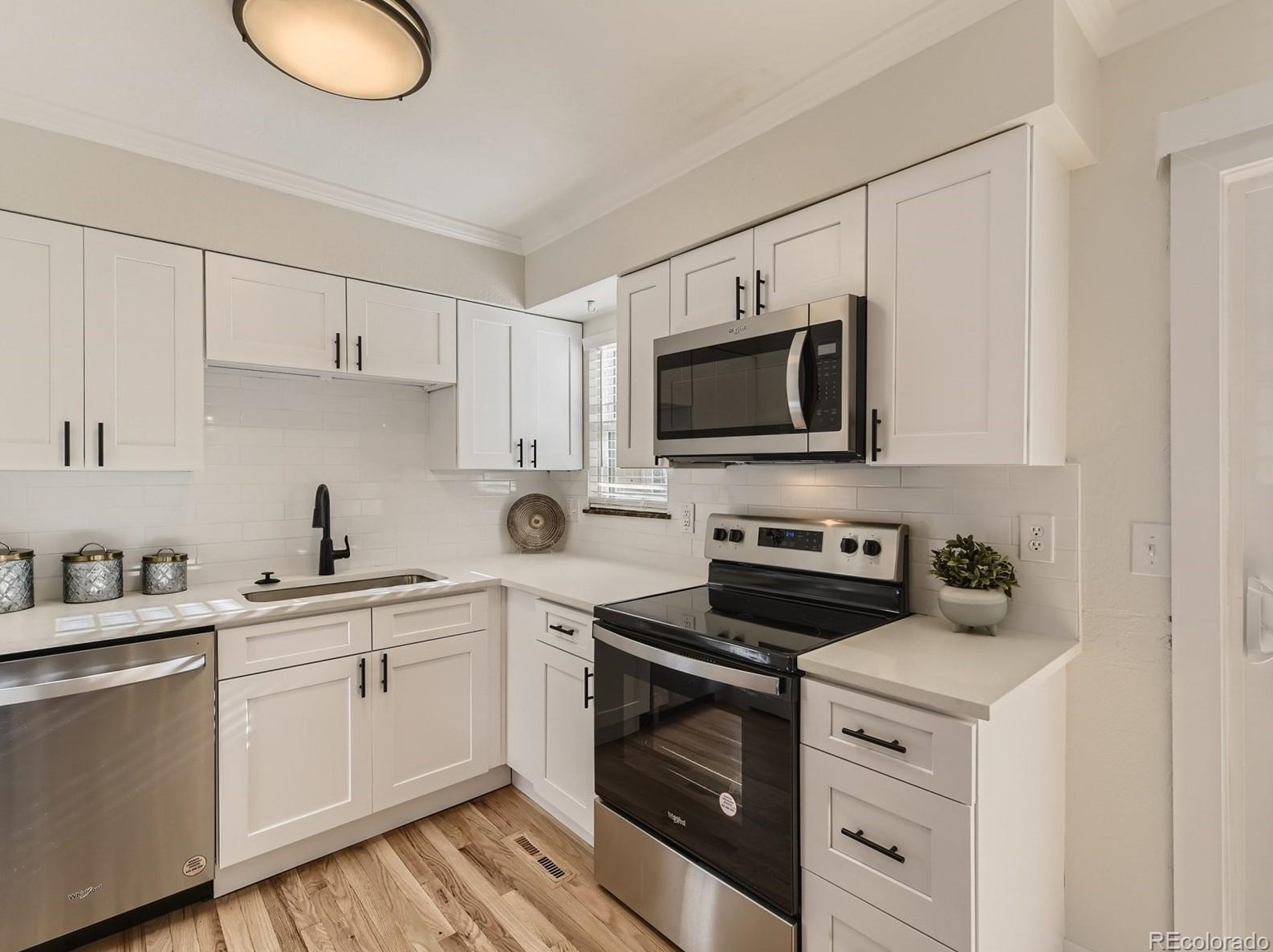 6317 Fairfax Way, Littleton CO  80121-3868 exterior