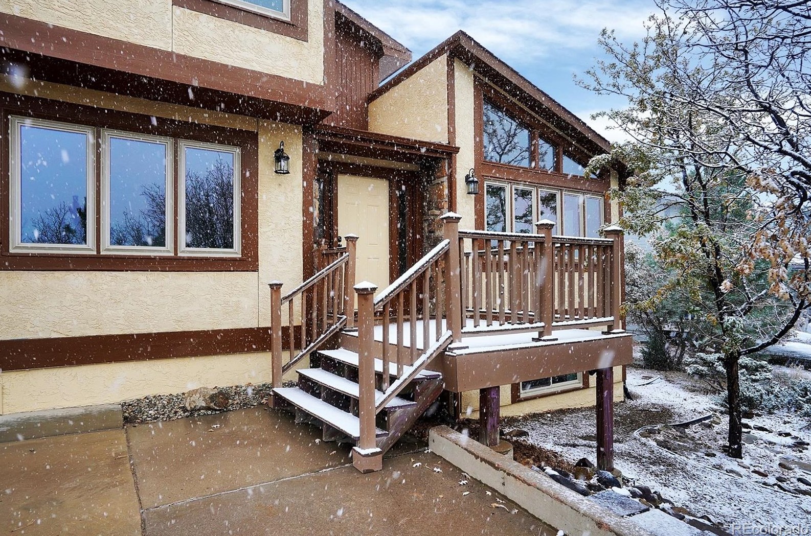 1120 Allegheny Dr, Colorado Springs CO  80919-1506 exterior