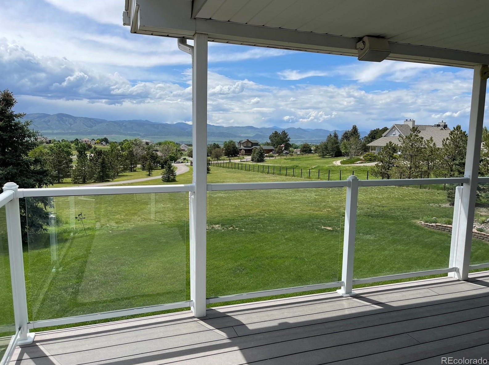 10886 Chatfield Dr, Littleton CO 80128-6136 exterior