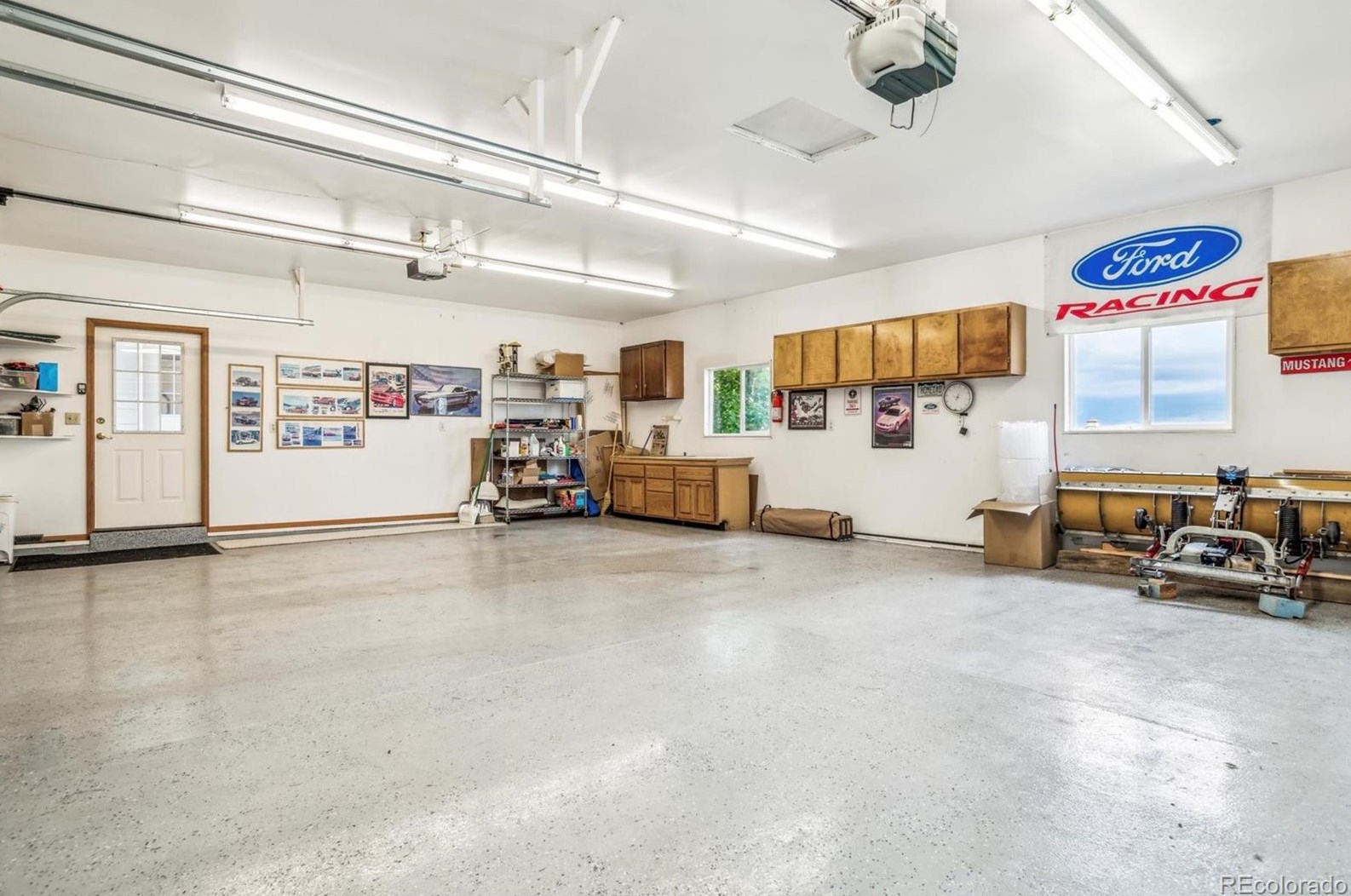 10886 Chatfield Dr, Littleton CO 80128-6136 exterior