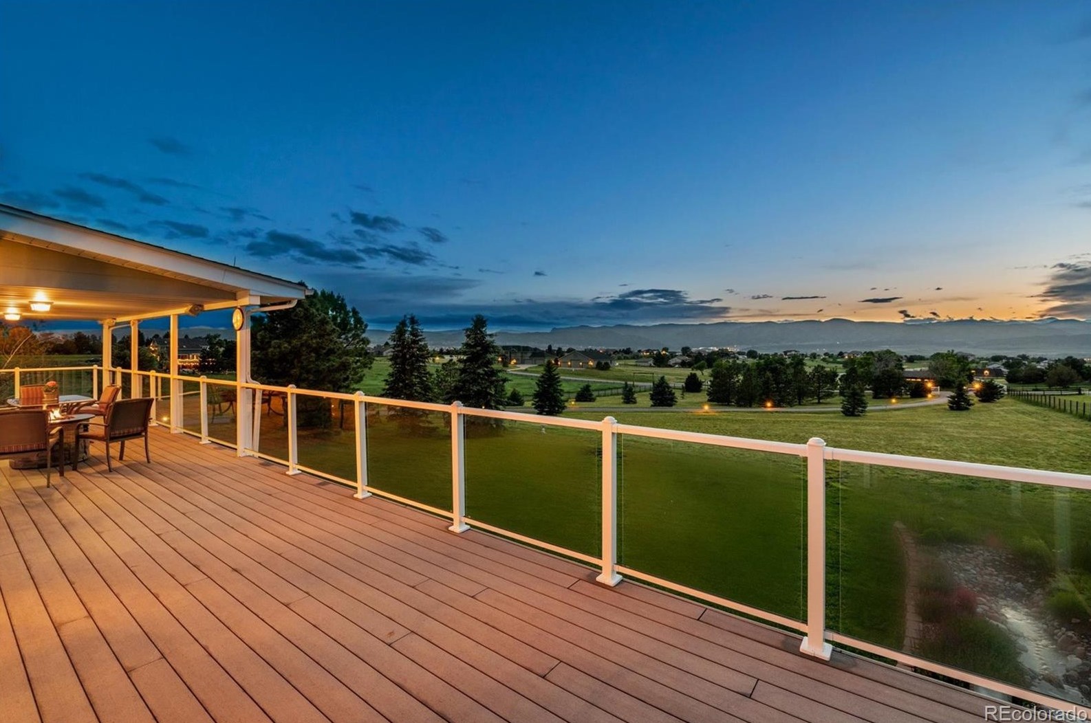 10886 Chatfield Dr, Littleton CO 80128-6136 exterior