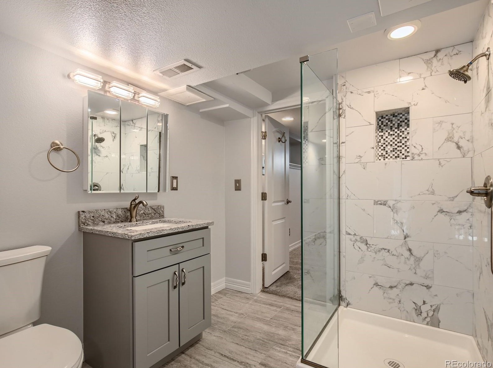 10792 Allendale Dr, Arvada CO  80004-4677 exterior