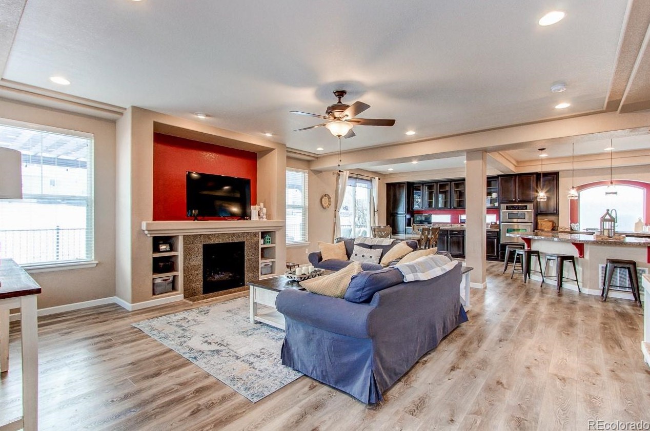 2135 Candleglow St, Castle Rock CO  80109-3563 exterior