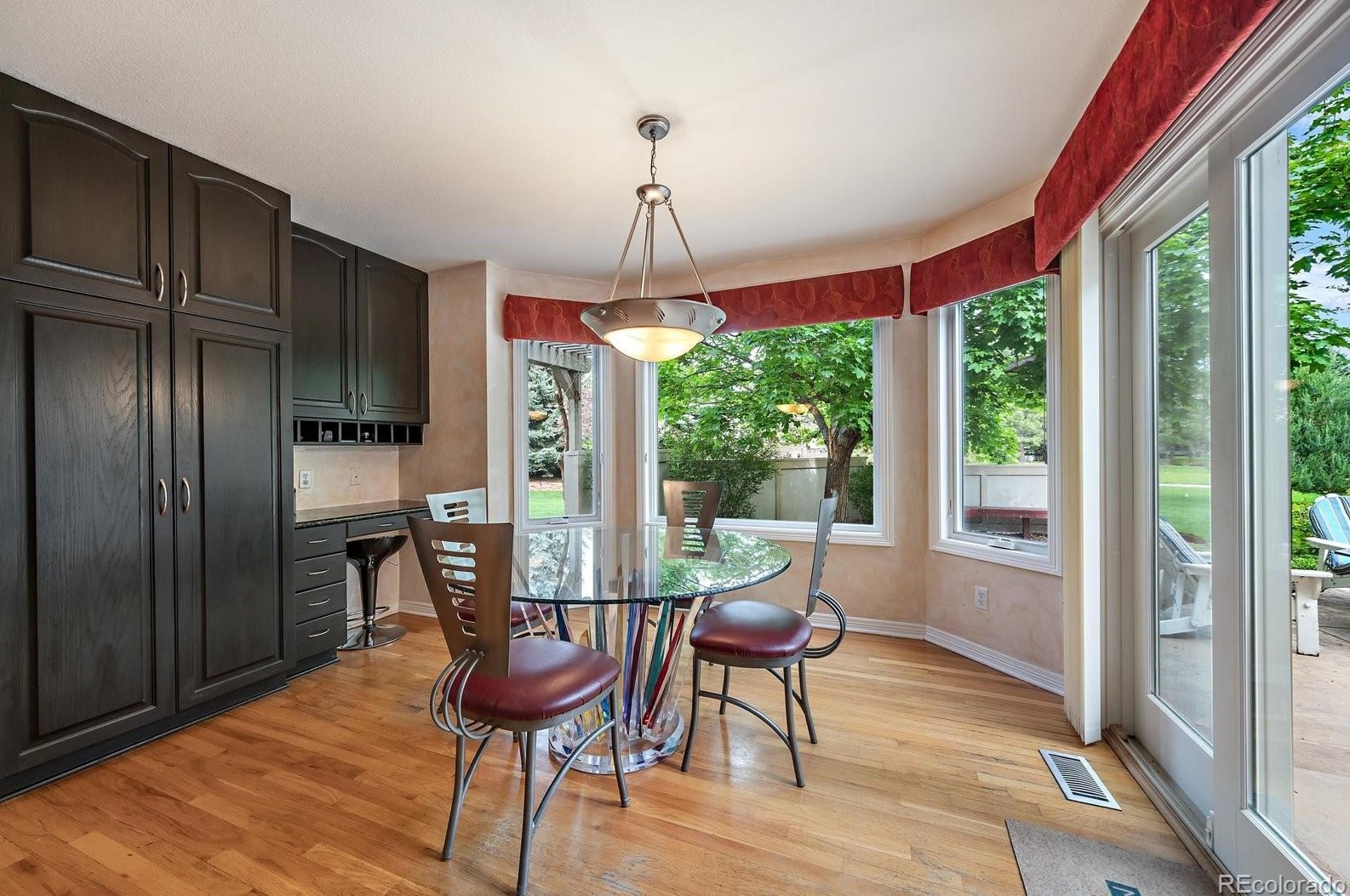 5855 Forest St, Littleton CO 80121-2142 exterior