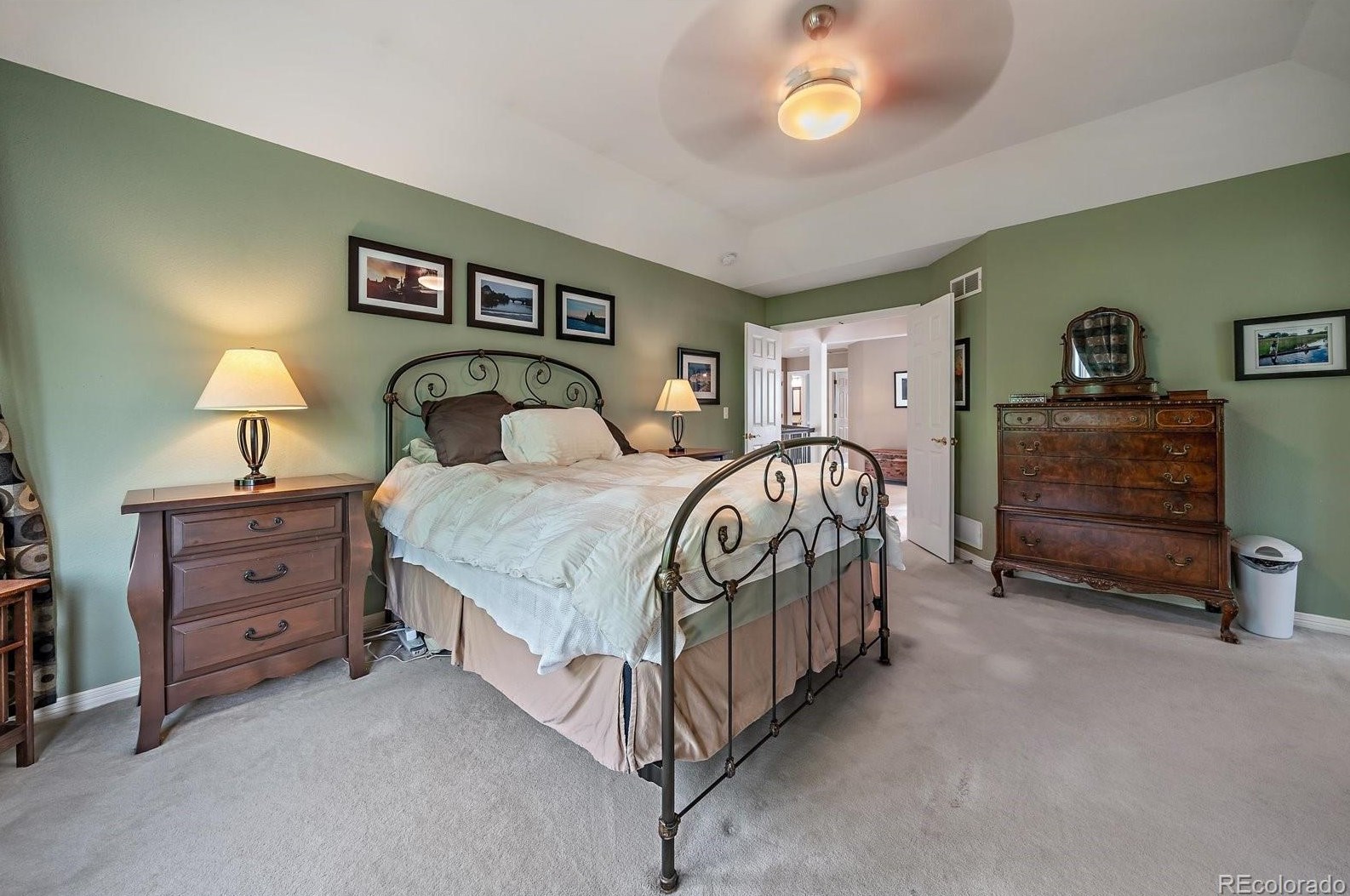 5855 Forest St, Littleton CO 80121-2142 exterior